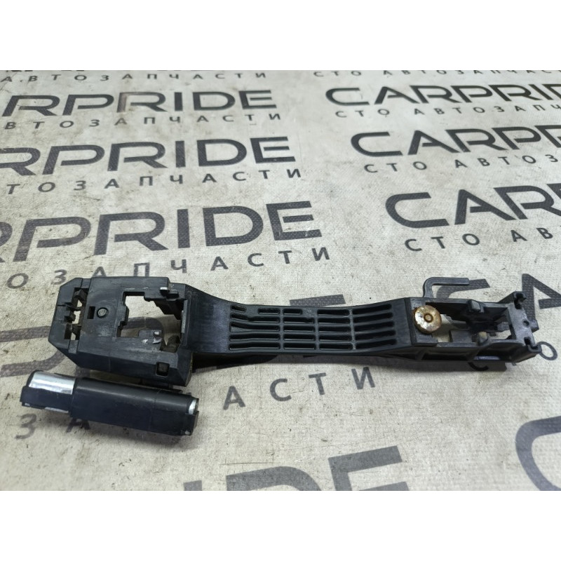 Кронштейн ручки дверей (кузов і елементи) Subaru Forester SH 2008 2.0 62142SC010