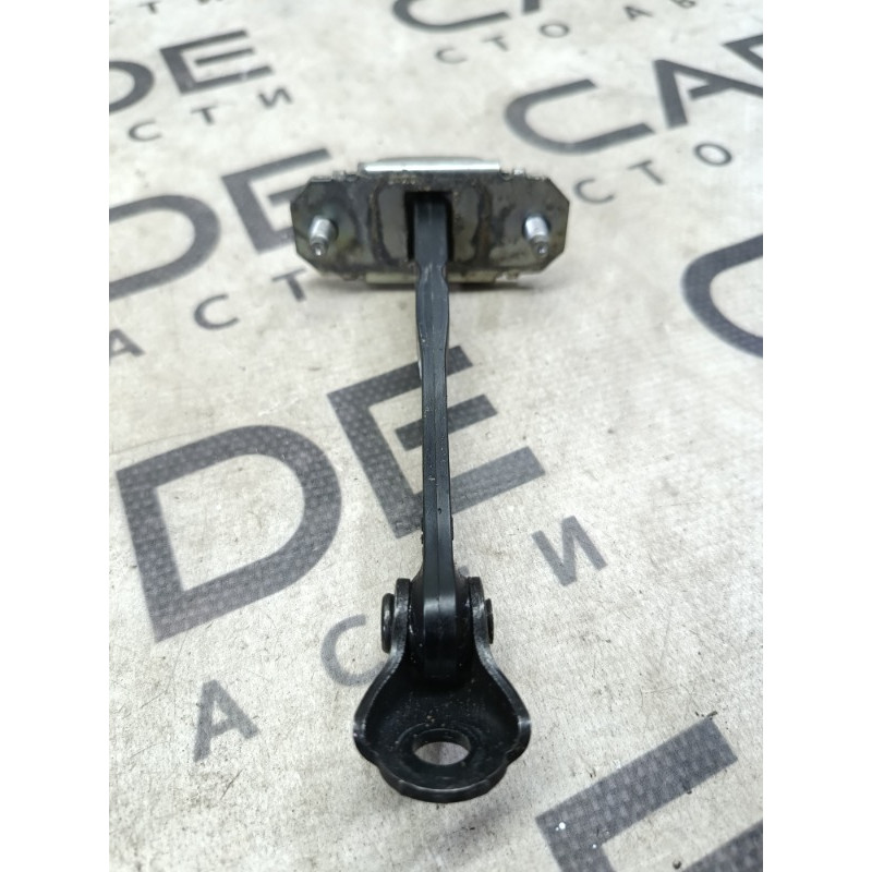 Обмежувач дверей (кузов і елементи) Subaru Forester SH 2008 2.0 61124SC000