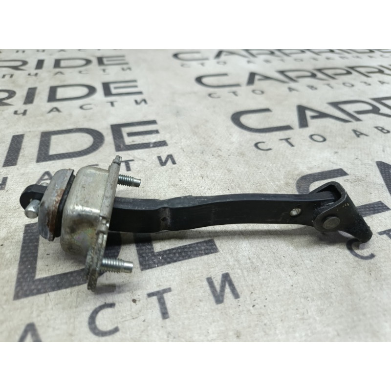 Обмежувач дверей (кузов і елементи) Subaru Forester SH 2008 2.0 61124SC000