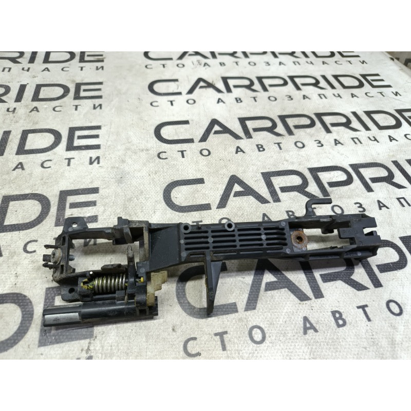 Кронштейн ручки дверей (кузов і елементи) Subaru Forester SH 2008 2.0 61142FG000