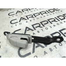 Кронштейн ремня безопасности