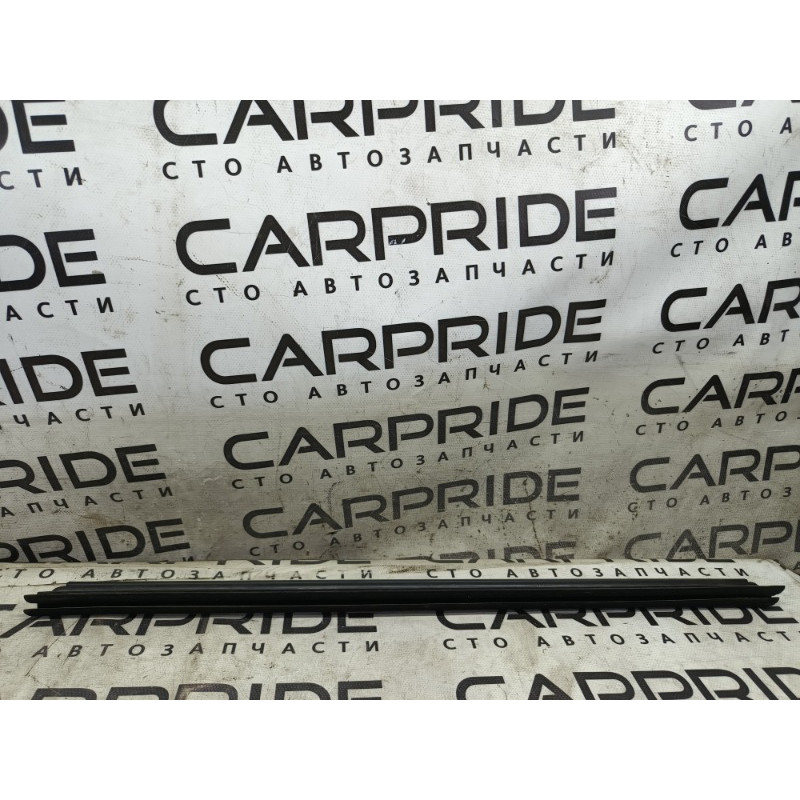 Молдинг стекла внутренний (наружные элементы кузова) Dodge Journey SXT 2013 3.6 05076877ac