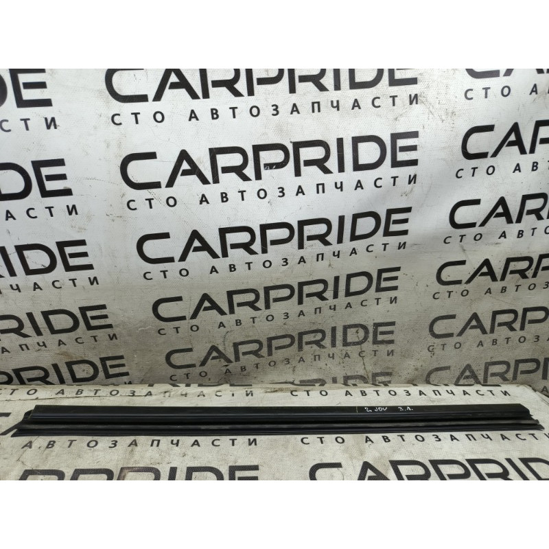 Молдинг стекла внутренний (наружные элементы кузова) Dodge Journey SXT 2013 3.6 05076877ac