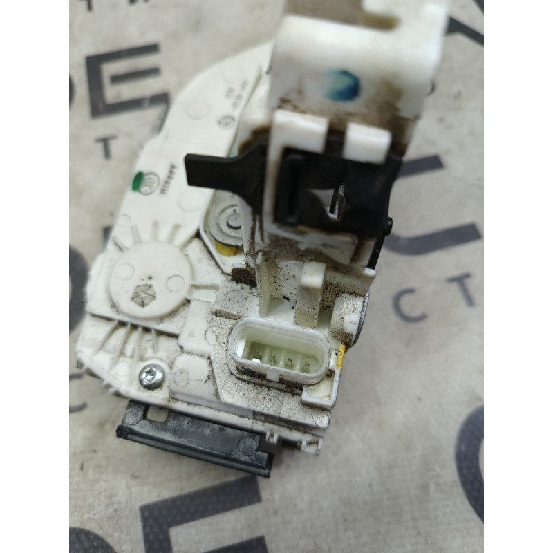 Замок двери (кузов и элементы) Dodge Journey SXT 2013 3.6 04589915ad