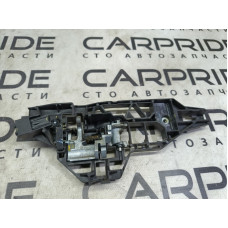 Кронштейн ручки двери