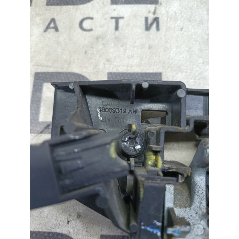 Кронштейн ручки двери (кузов и элементы) Dodge Journey SXT 2013 3.6 68069319ah