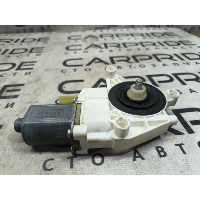 Мотор стеклоподъемника (электрика) Dodge Journey SXT 2013 3.6 68209825AB