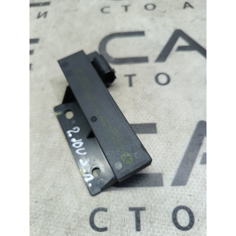 Антенна бесключевого доступа (электрика) Dodge Journey SXT 2013 3.6 68068148aa