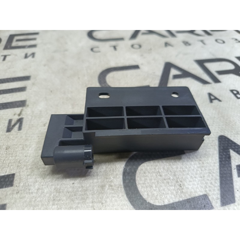 Антенна бесключевого доступа (электрика) Dodge Journey SXT 2013 3.6 68068148aa