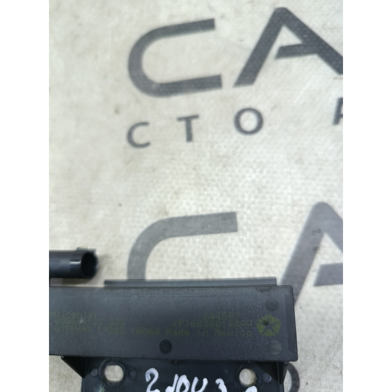 Антенна бесключевого доступа (электрика) Dodge Journey SXT 2013 3.6 68068148aa