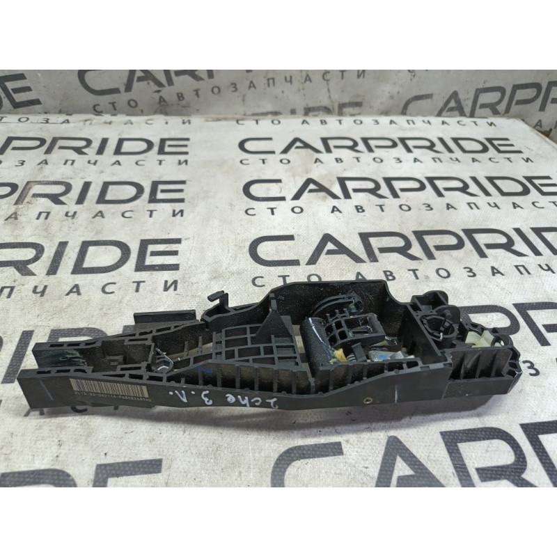Кронштейн ручки двери (кузов и элементы) Jeep Cherokee KL 2014 3.2 68082689ad