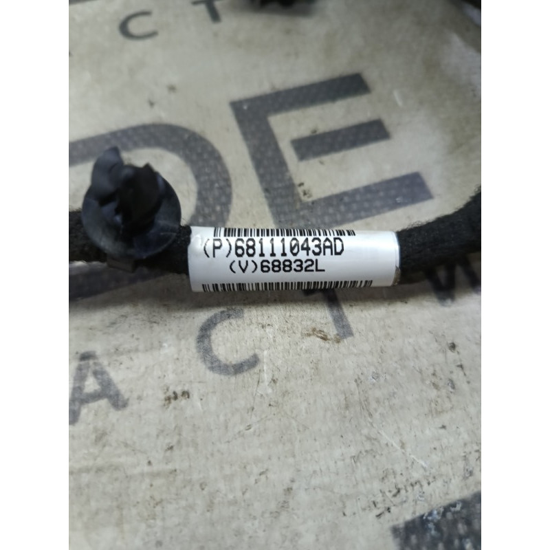 Проводка дверная (электрика) Jeep Cherokee KL 2014 3.2 68111043ad