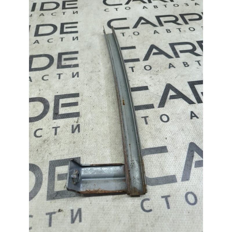 Направляющая стекла двери (кузов и элементы) Subaru Forester SH 2008 2.0 61240SC010