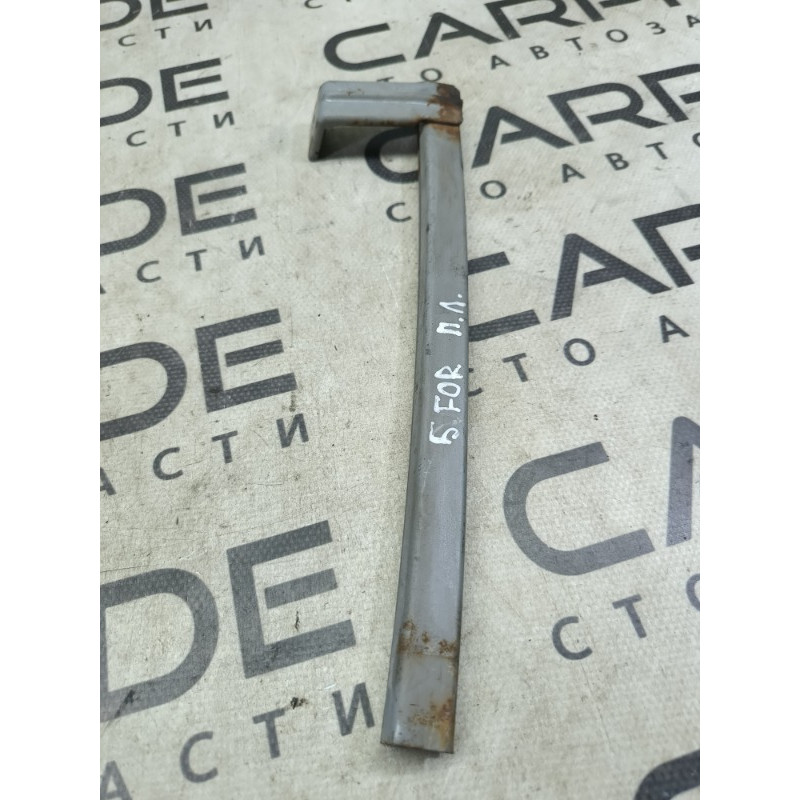 Направляющая стекла двери (кузов и элементы) Subaru Forester SH 2008 2.0 61240SC010