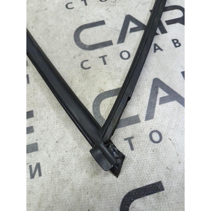 Ущільнювач скла дверей (кузов і елементи) BMW 3-series E36 1996 2.0 51341960915