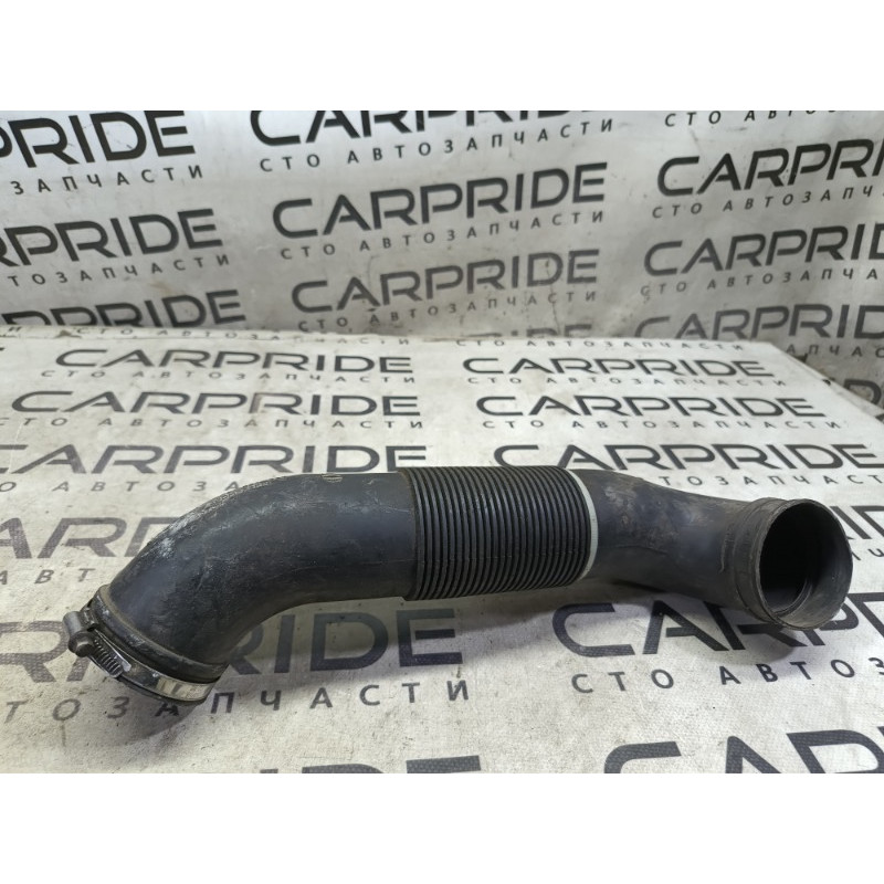 Патрубок повітряного фільтра (подача палива) Opel SIGNUM 1 2006 2.2 YH 09231937