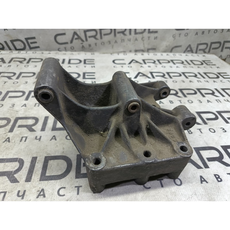 Кронштейн (двигатель и элементы) Land Rover Freelander L314 1.8B