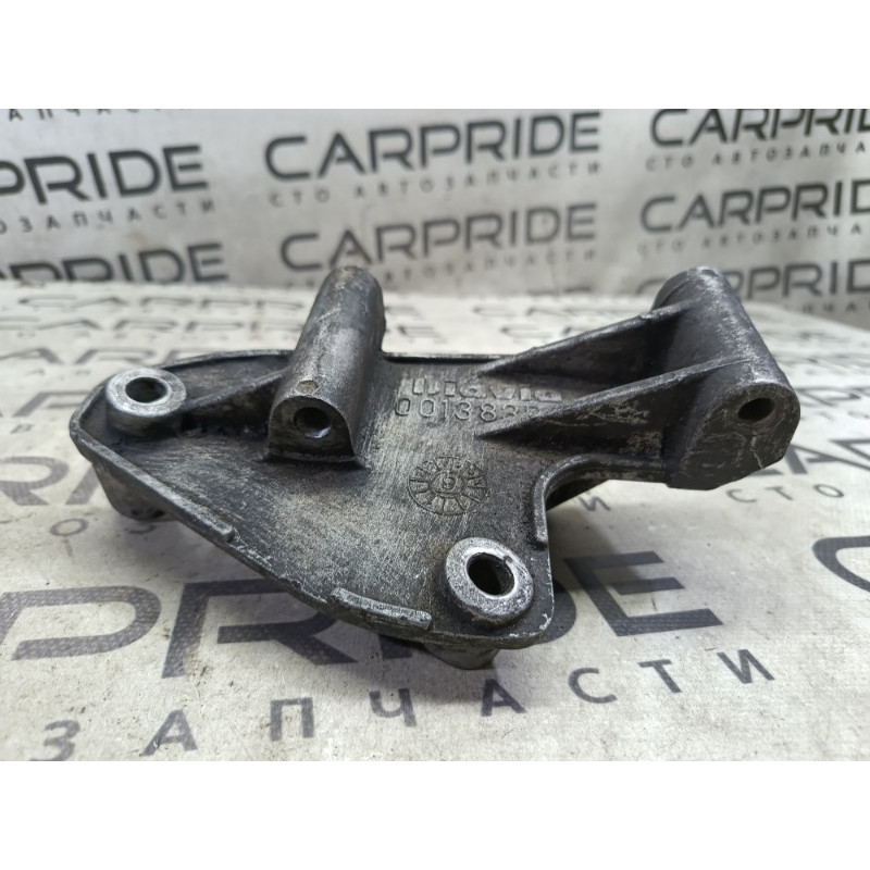 Кронштейн (двигатель и элементы) Land Rover Freelander L314 1.8B 001383bw