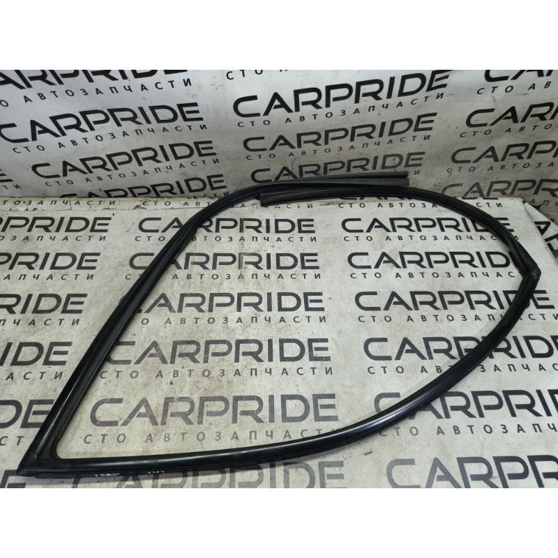 Ущільнювач скла дверей (кузов и элементы) Honda CRV RD7 2003 2.2 72275SCAE02