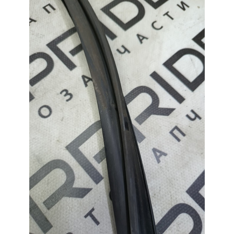 Ущільнювач скла дверей (кузов и элементы) Honda CRV RD7 2003 2.2 72275SCAE02