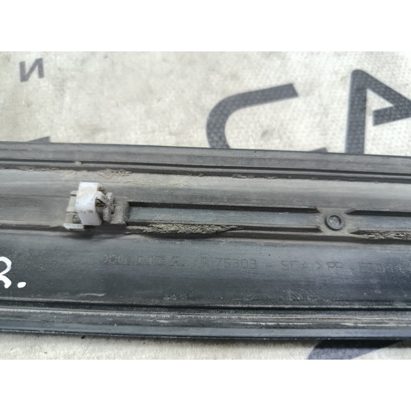 Молдинг двери внешний (кузов и элементы) Honda CRV RD7 2003 2.2 75303SCAE01ZL