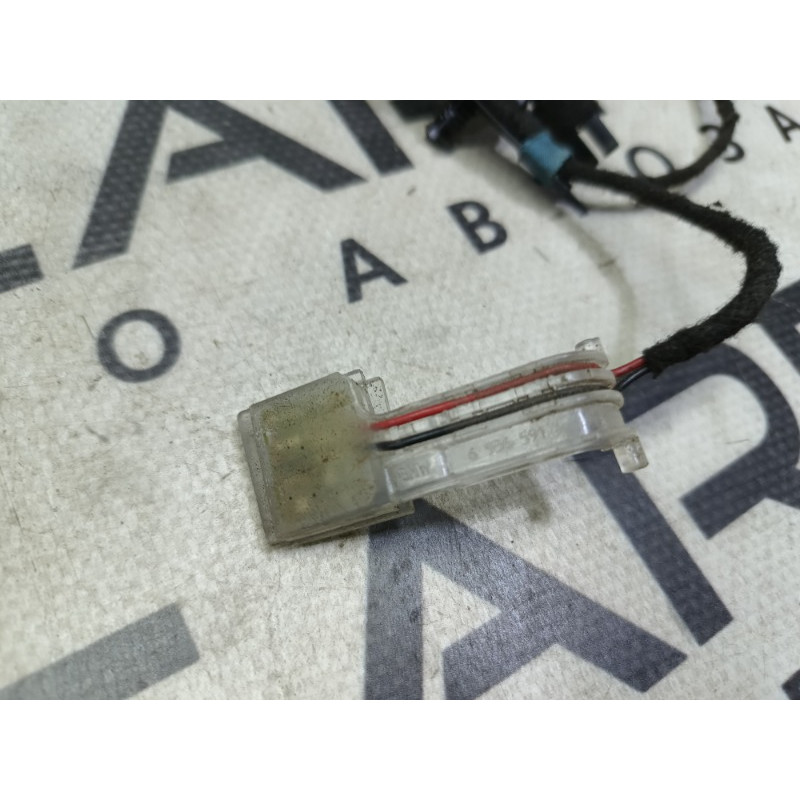 Подсветка ручки (электрика) BMW 3-series E93 2010 3.0 N52 63317181313