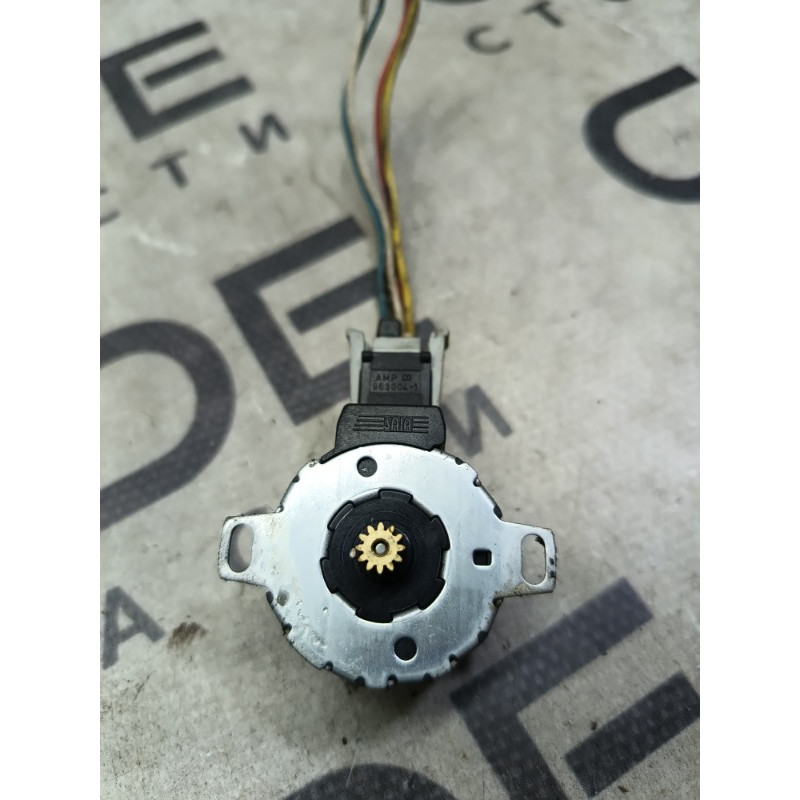 Привод заслонки отопителя (отопление и кондиционирование) BMW 3-series E36 1996 2.0 0132800006