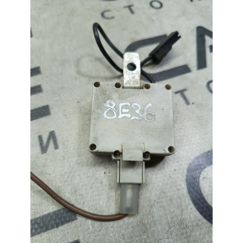 Усилитель антенны (электрика) BMW 3-series E36 1996 2.0 65241387803