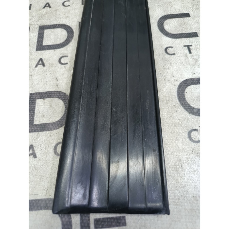 Накладка на поріг (кузов і елементи) BMW 3-series E36 1996 2.0 51478119264