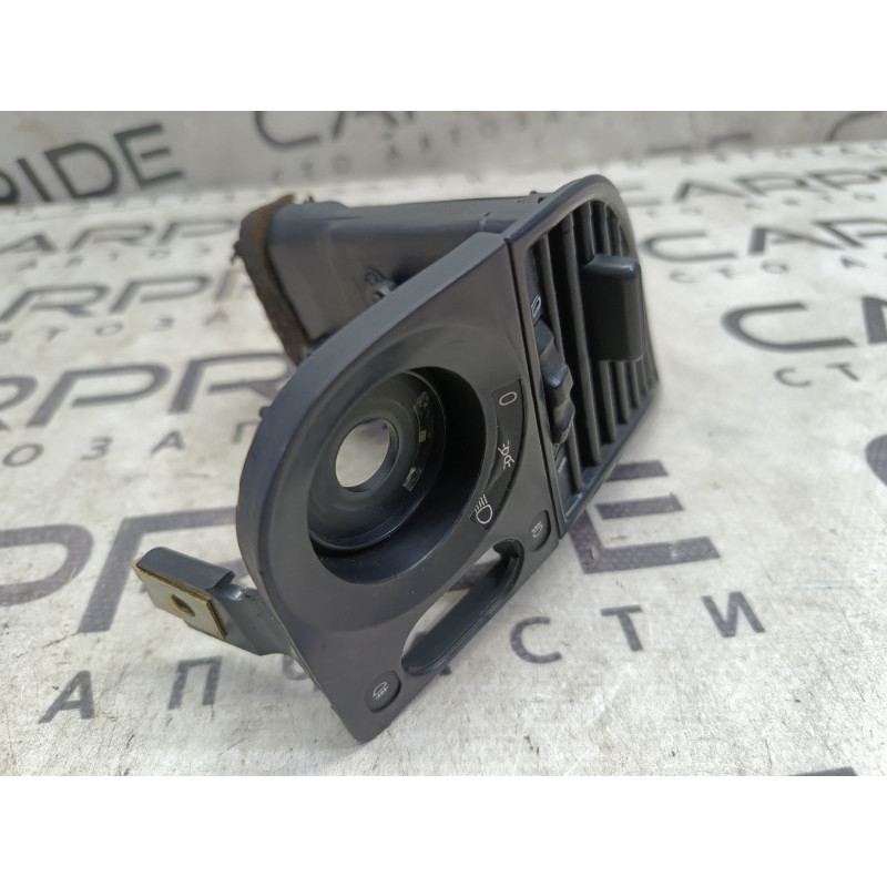 Дефлектор воздуховода (салон) BMW 3-series E36 1996 2.0 64221387061