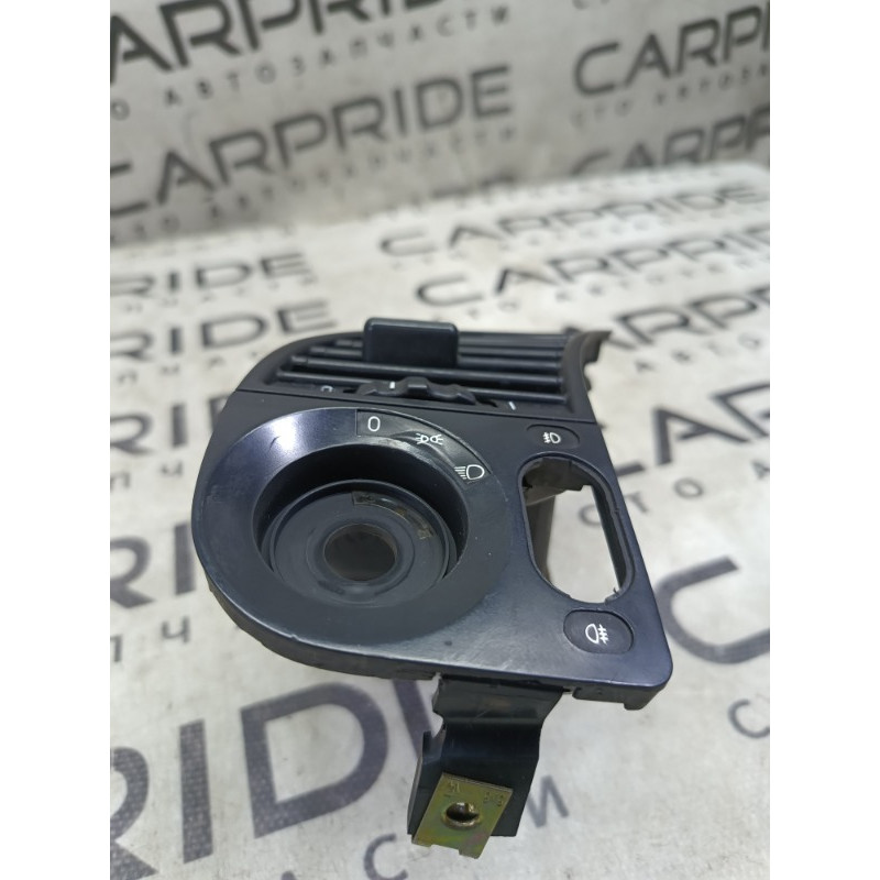 Дефлектор воздуховода (салон) BMW 3-series E36 1996 2.0 64221387061