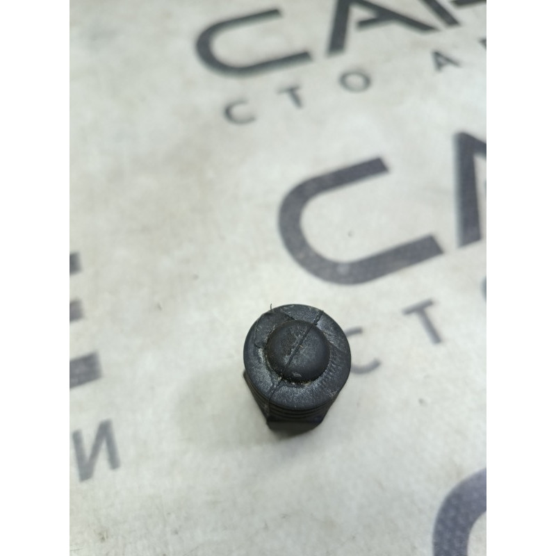 Упор капота (кузов и элементы) Jeep Renegade BU 2020 2.4