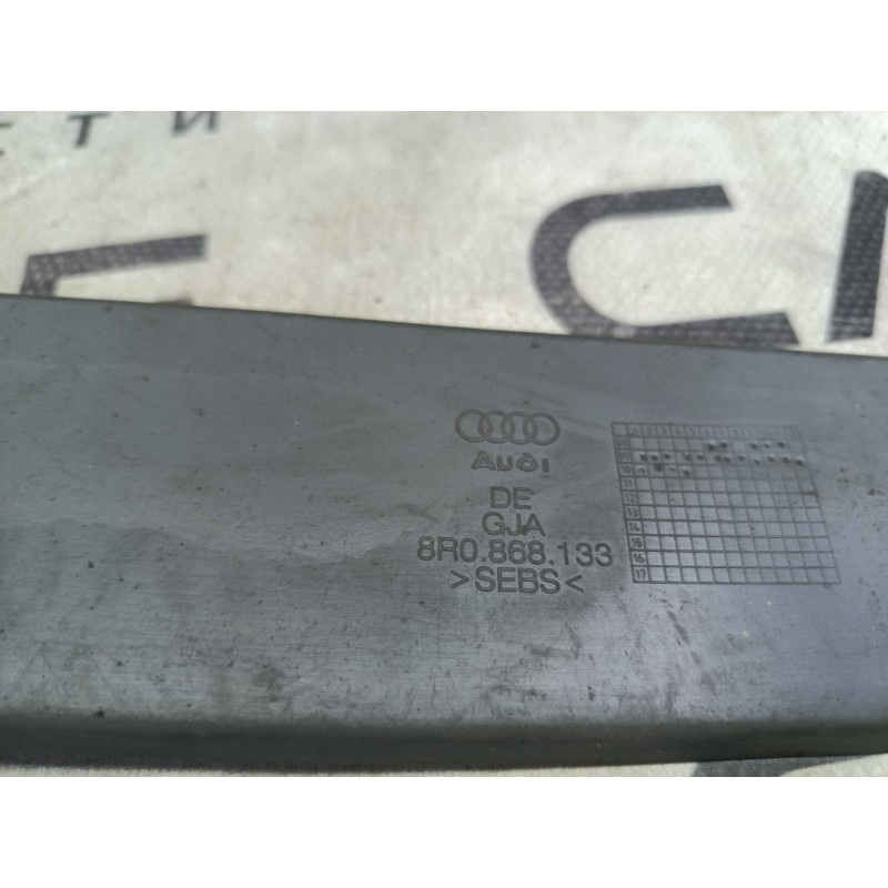 Коврик карты двери (кузов и элементы) Audi Q5 8R 8R0868133