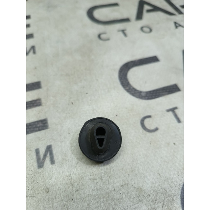 Відбійник кришки багажника (кузов и элементы) Honda CRV RD7 2003 2.2 74827S9A000