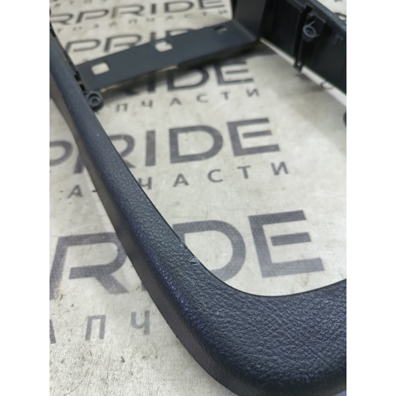 Накладка центральной консоли (салон) Hyundai Santa Fe CM 2009 2.2 CRDI 846512b700