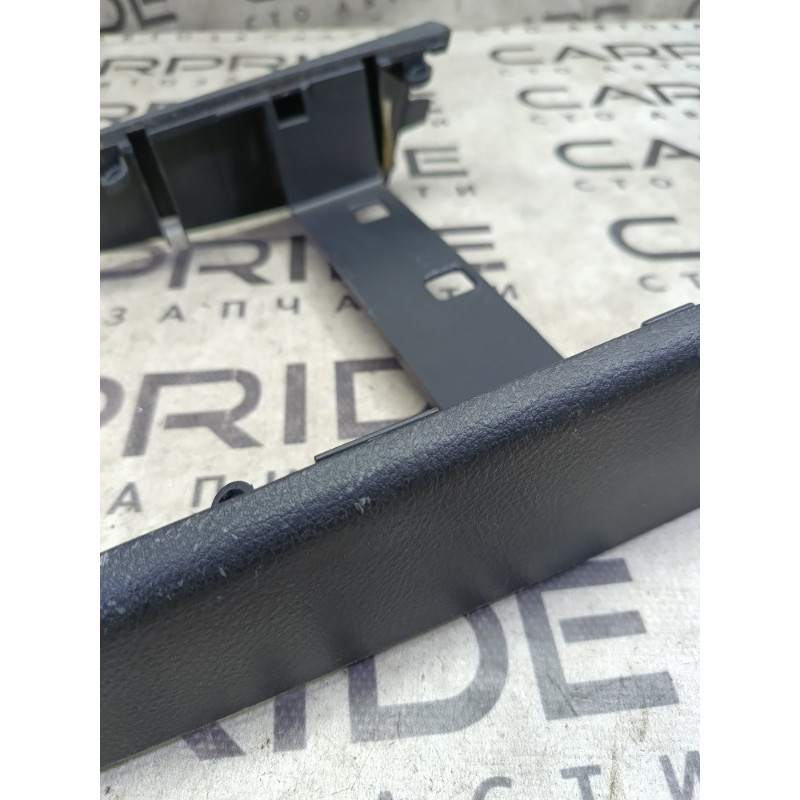 Накладка центральной консоли (салон) Hyundai Santa Fe CM 2009 2.2 CRDI 846512b700