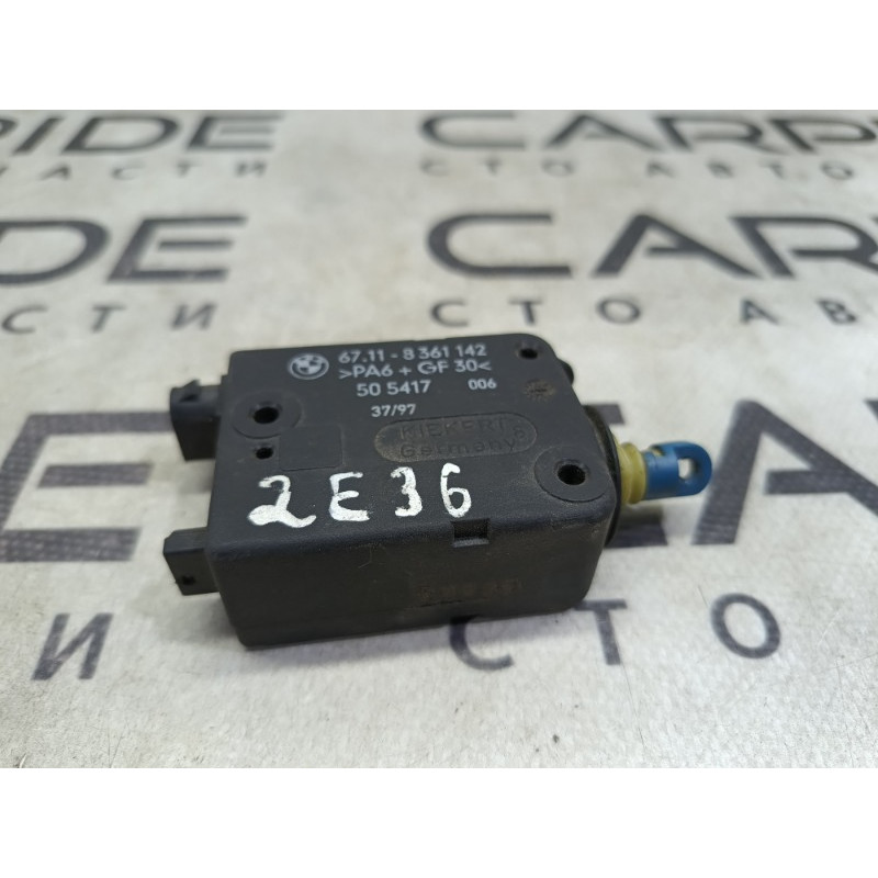 Привод замка багажника (электрика) BMW 3-series E36 1998 M51d25 67118361140