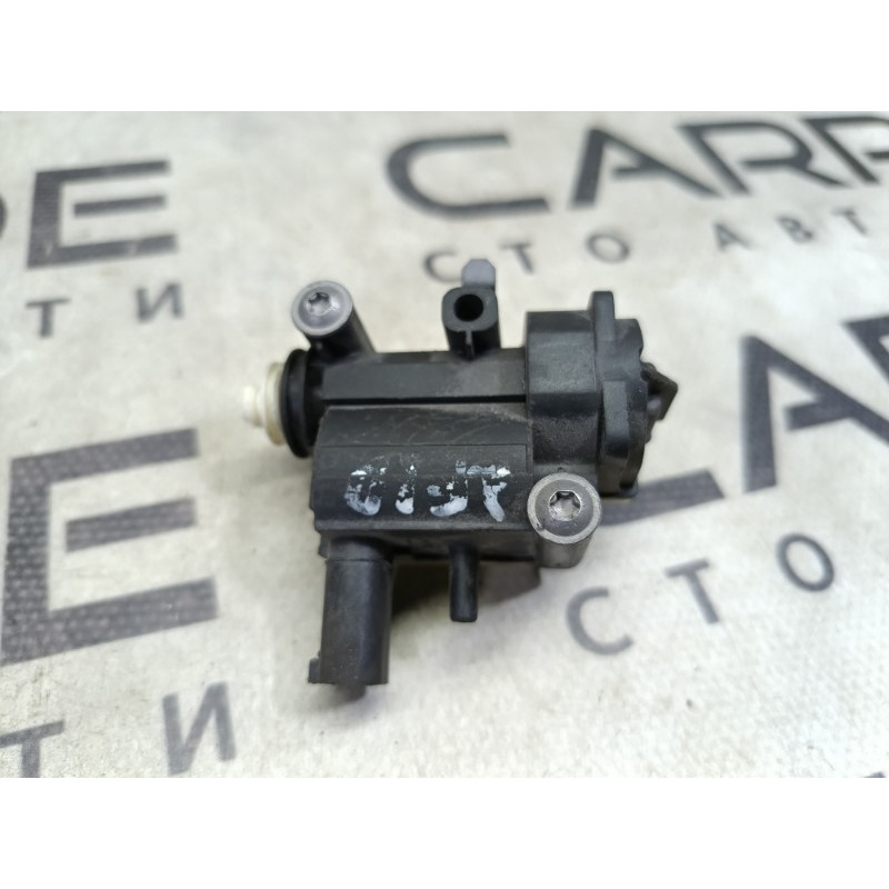 Соленоид топливного бака (электрика) BMW 5-series F10 2013 N47D20 67117200674