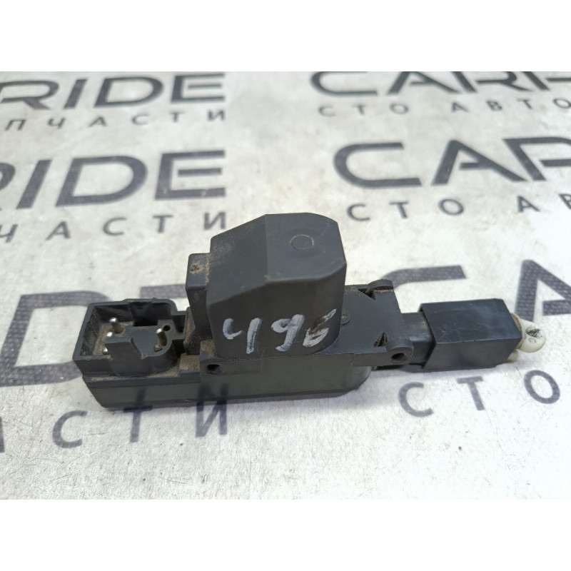 Привод замка багажника (электрика) BMW 7-series E32 51261378396