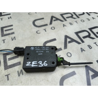 Привод лючка топливного бака