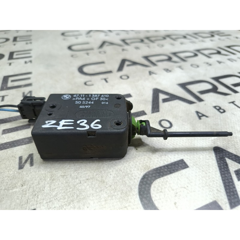 Привод лючка топливного бака (электрика) BMW 3-series E36 1998 M51d25 67111387610