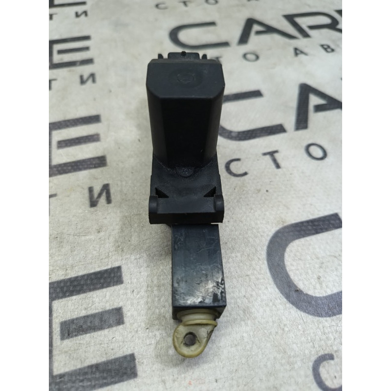 Привод замка багажника (электрика) BMW 7-series E32 1990 M70b50 51268350181