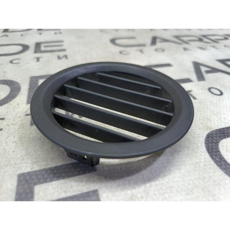 Дефлектор воздуховода (салон) Volkswagen Touareg 7L 2004 3.2 7l6819103