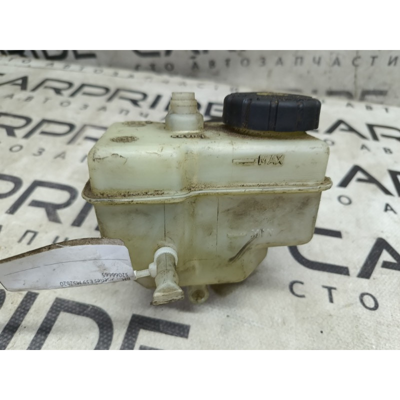 Бачок тормозной жидкости (тормозная система) BMW 5-series E39 34301164908