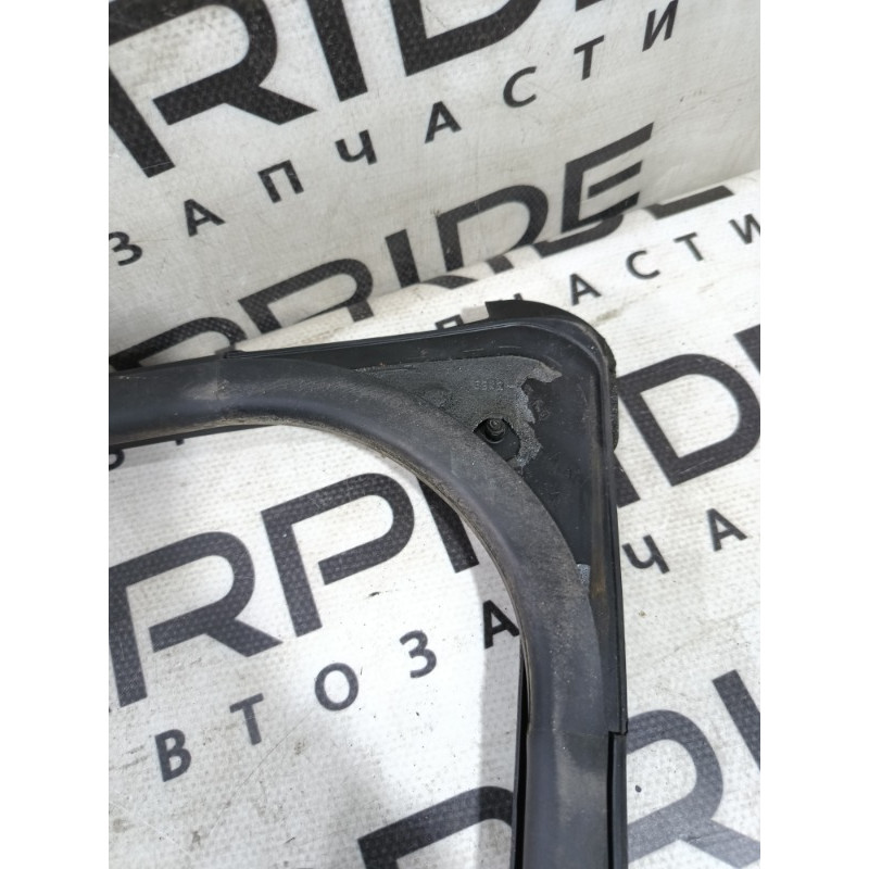 Уплотнитель стекла двери (кузов и элементы) Ford Explorer MK5