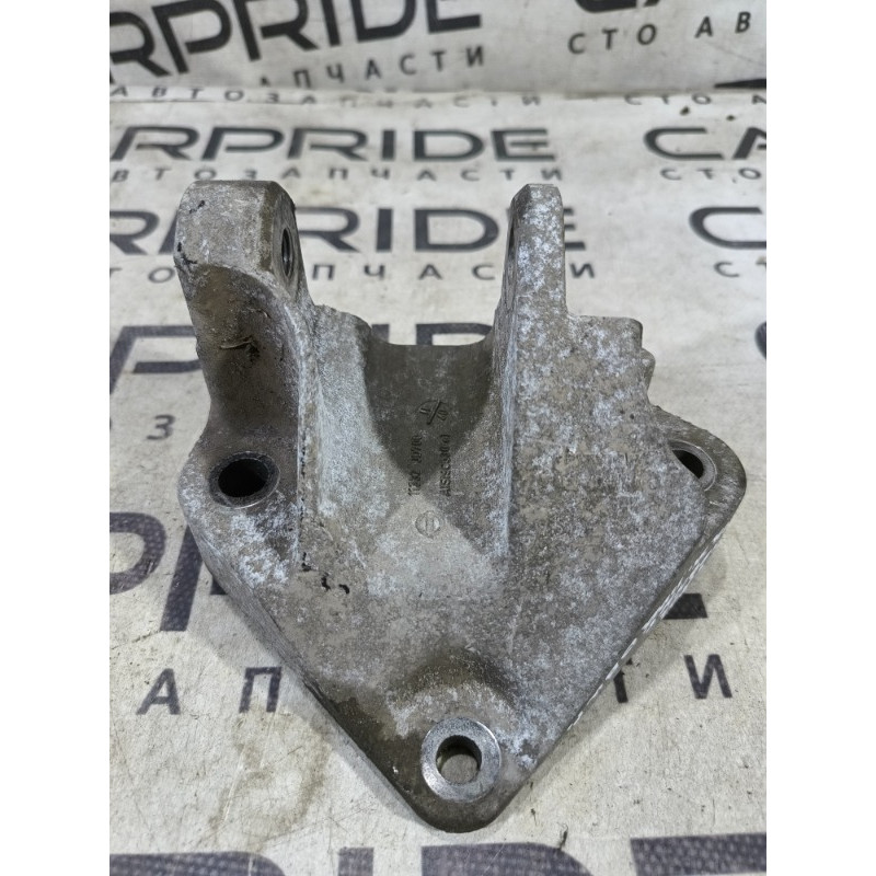 Кронштейн двигателя (кронштейны двигателя) RENAULT Koleos HY 2008 2.0 11332jd700