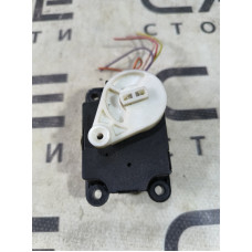 Привод заслонки отопителя