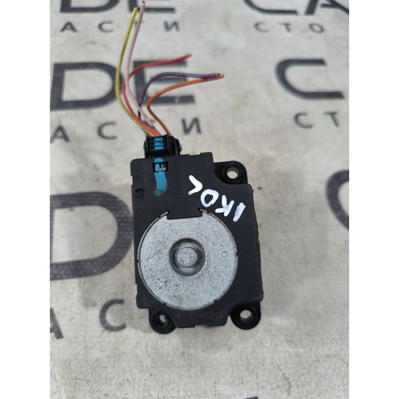 Привод заслонки отопителя (отопление и кондиционирование) RENAULT Koleos HY 2008 2.0 5037521160