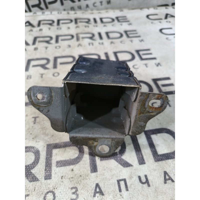 Кронштейн усилителя бампера (стекла и зеркала) RENAULT Koleos HY 2008 2.0 852110885R