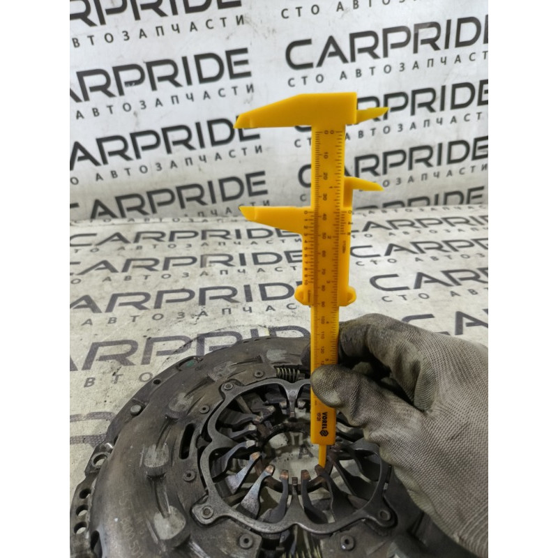 Корзина сцепления (трансмиссия) RENAULT Koleos HY 2008 2.0 8200501027